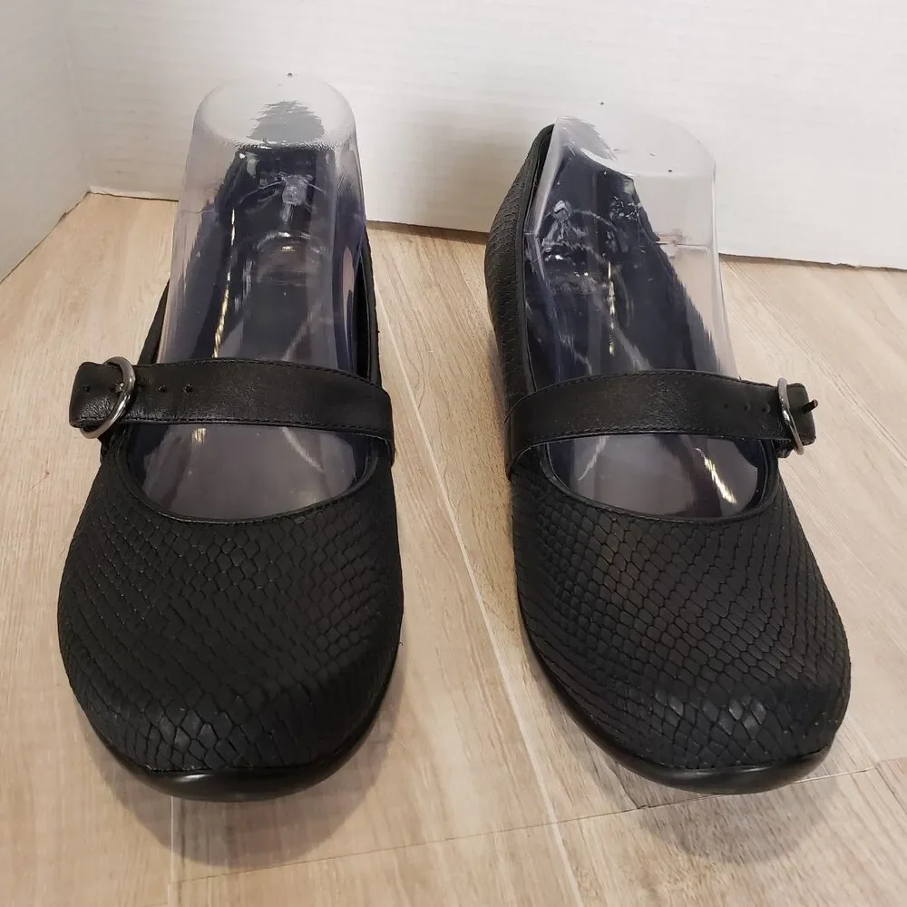 Dansko Orla Mary Jane Comfort Shoes Buckle Flats Black Snakeskin SZ 9